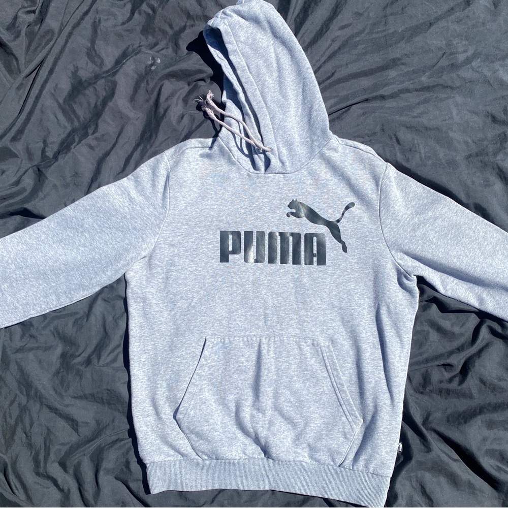 grey Men’s PUMA sweater